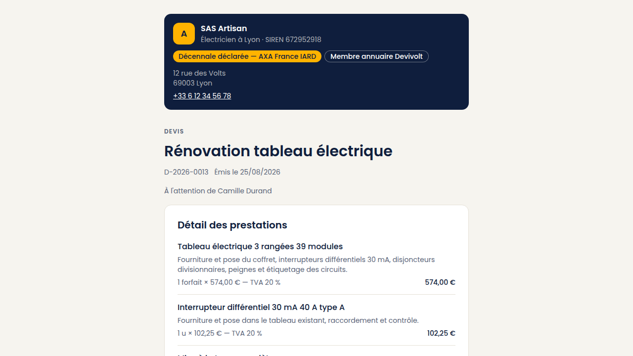 La page de signature, telle que votre client la lit : le devis, le code reçu par e-mail et le geste d’acceptation